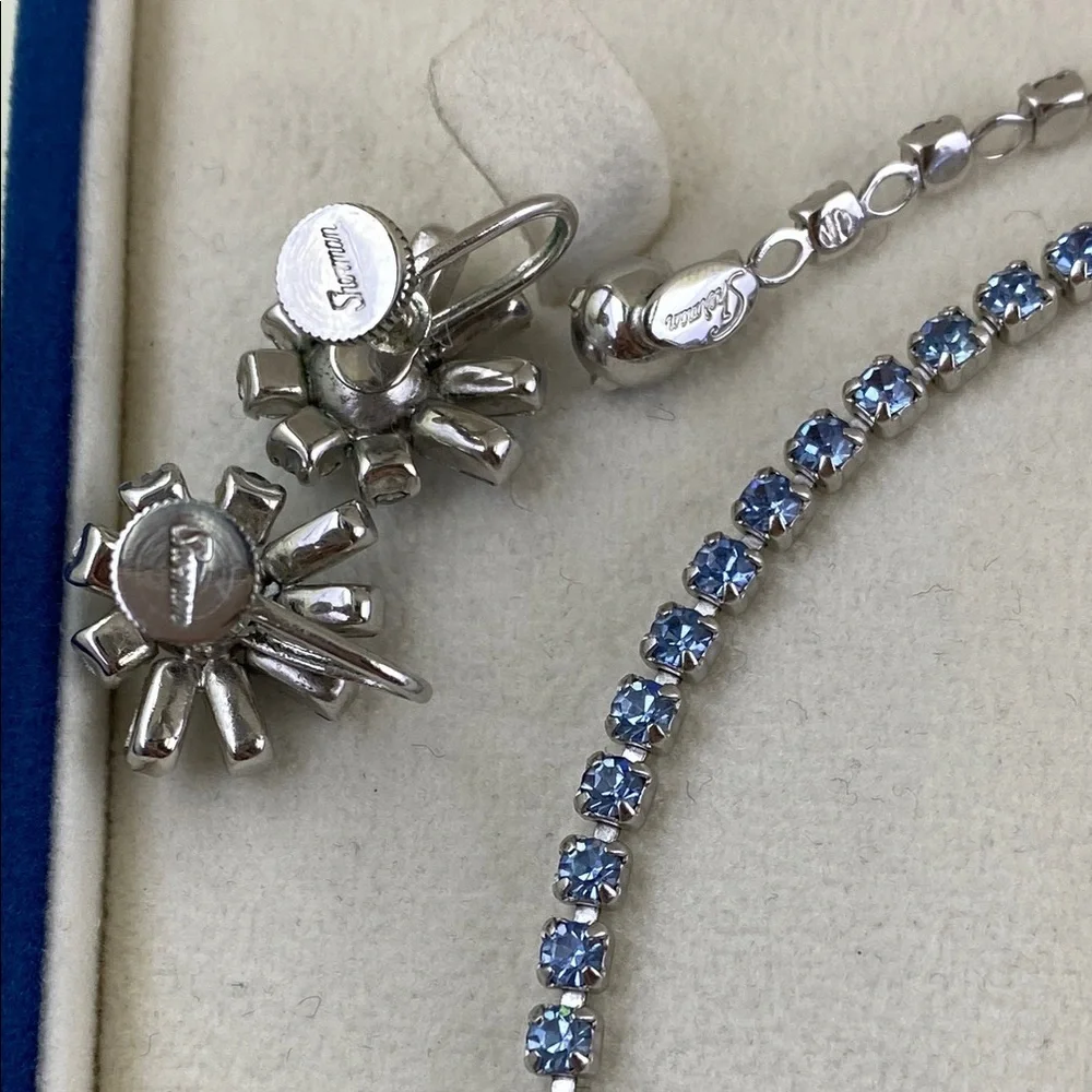 💛 Elegant Vintage Sherman Baby Blue Crystal Jewelry Set - Picture 6 of 10